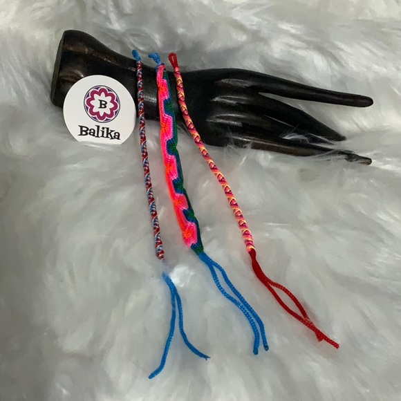 🌸Woven handmade colorful 🍭🌈friendship bracelet. Made in 🇵🇪 Peru - Picture 2 of 12